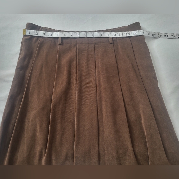VTG Orvis Brown Faux Suede Pleated Pull-On Prairie Skirt Size 12 Swing Skirt - Picture 10 of 10